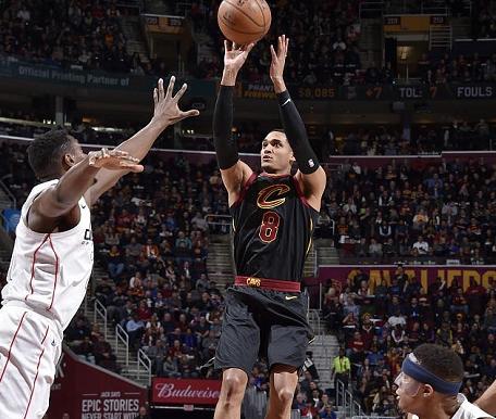 22 比尔39分奇才终结魔术四连胜  